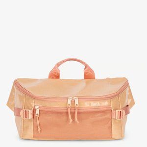 Calpak Terra Sling Bag 9L in Canyon (NWT)
